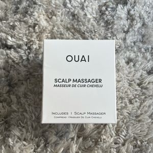 Ouai scalp massager